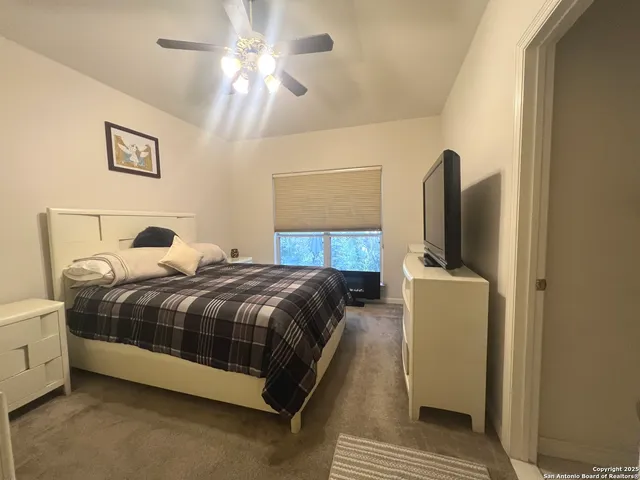 $2,690 | 610 Renoir, San Antonio, TX 78258