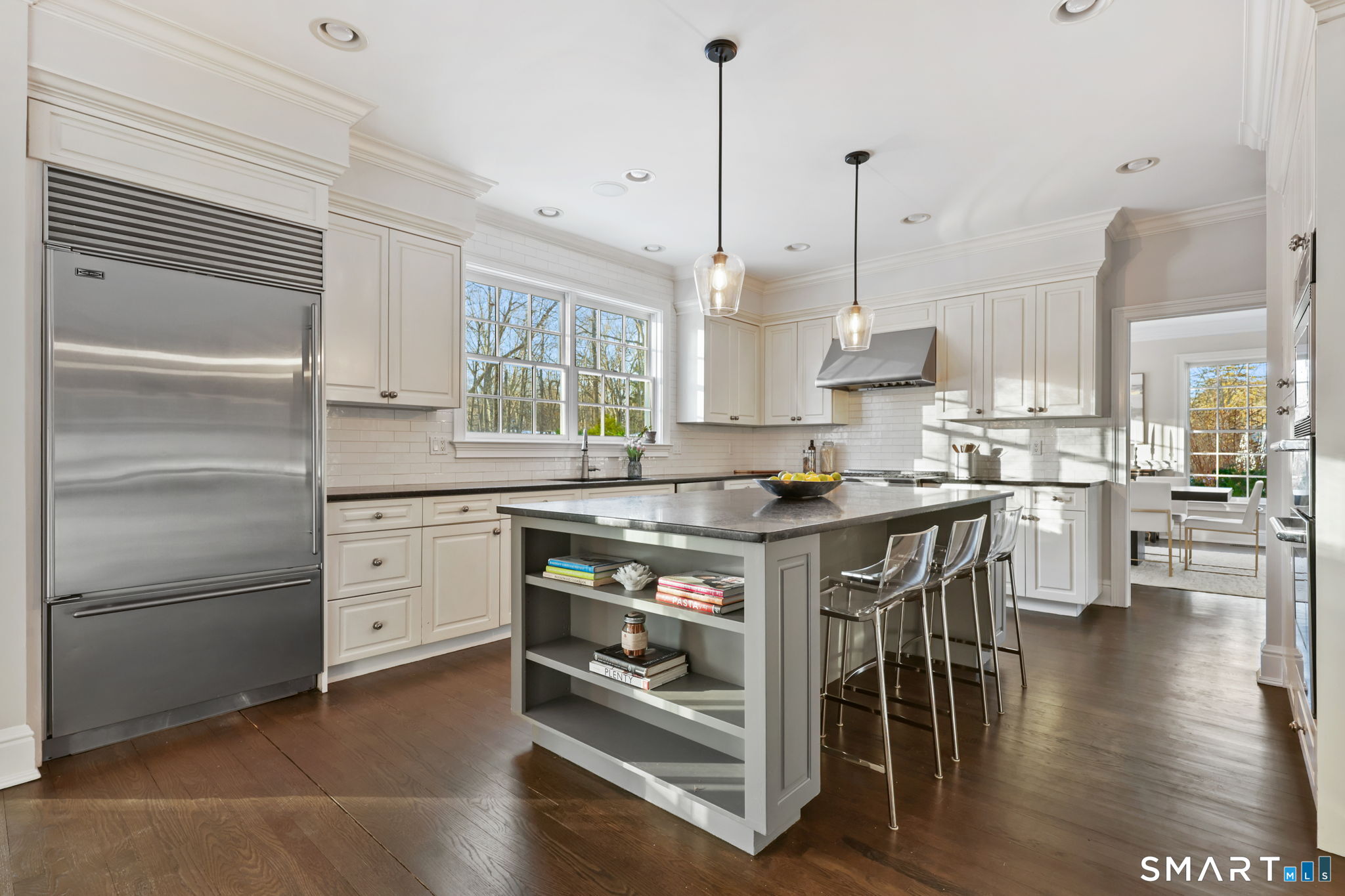 96 Weed Street New Canaan, CT 06840 - Photo 17 of 40