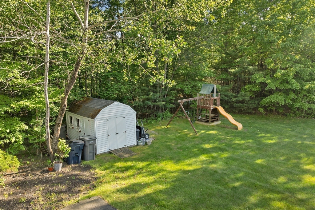 12 Longmeadow Road Windham, NH 03087 - Photo 39 of 42