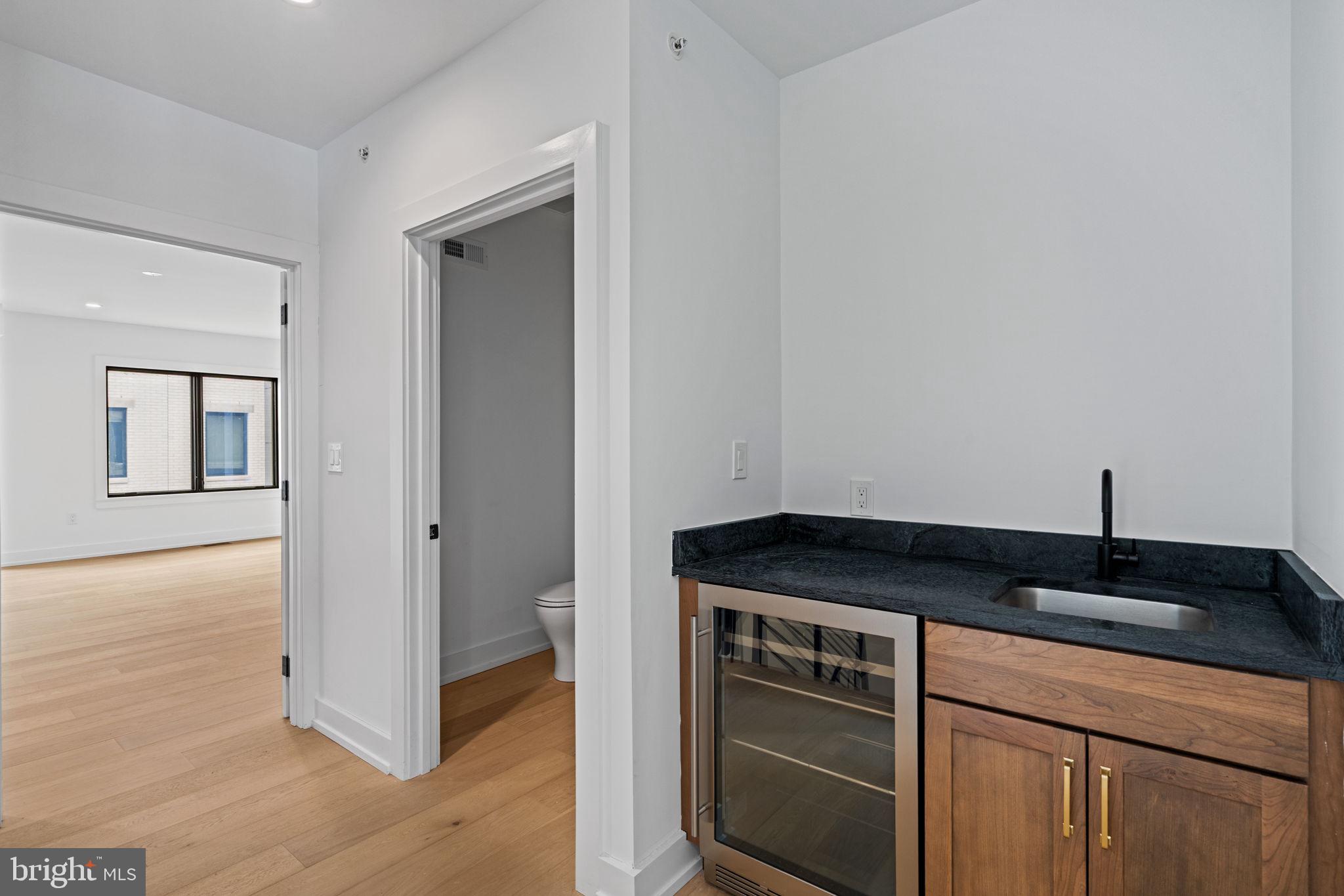 706 Latona Street, Unit G Philadelphia, PA 19147 - Photo 18 of 25