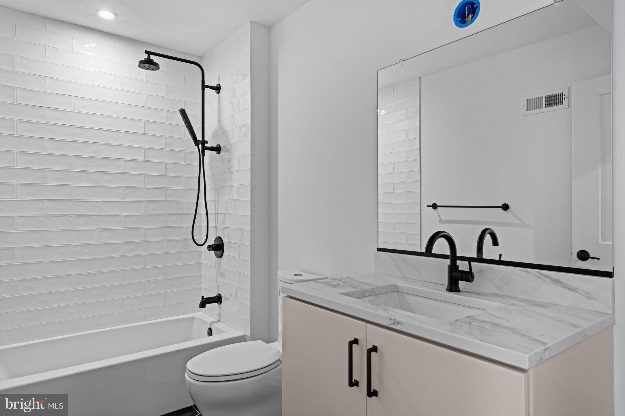 706 Latona Street, Unit G Philadelphia, PA 19147 - Photo 20 of 25