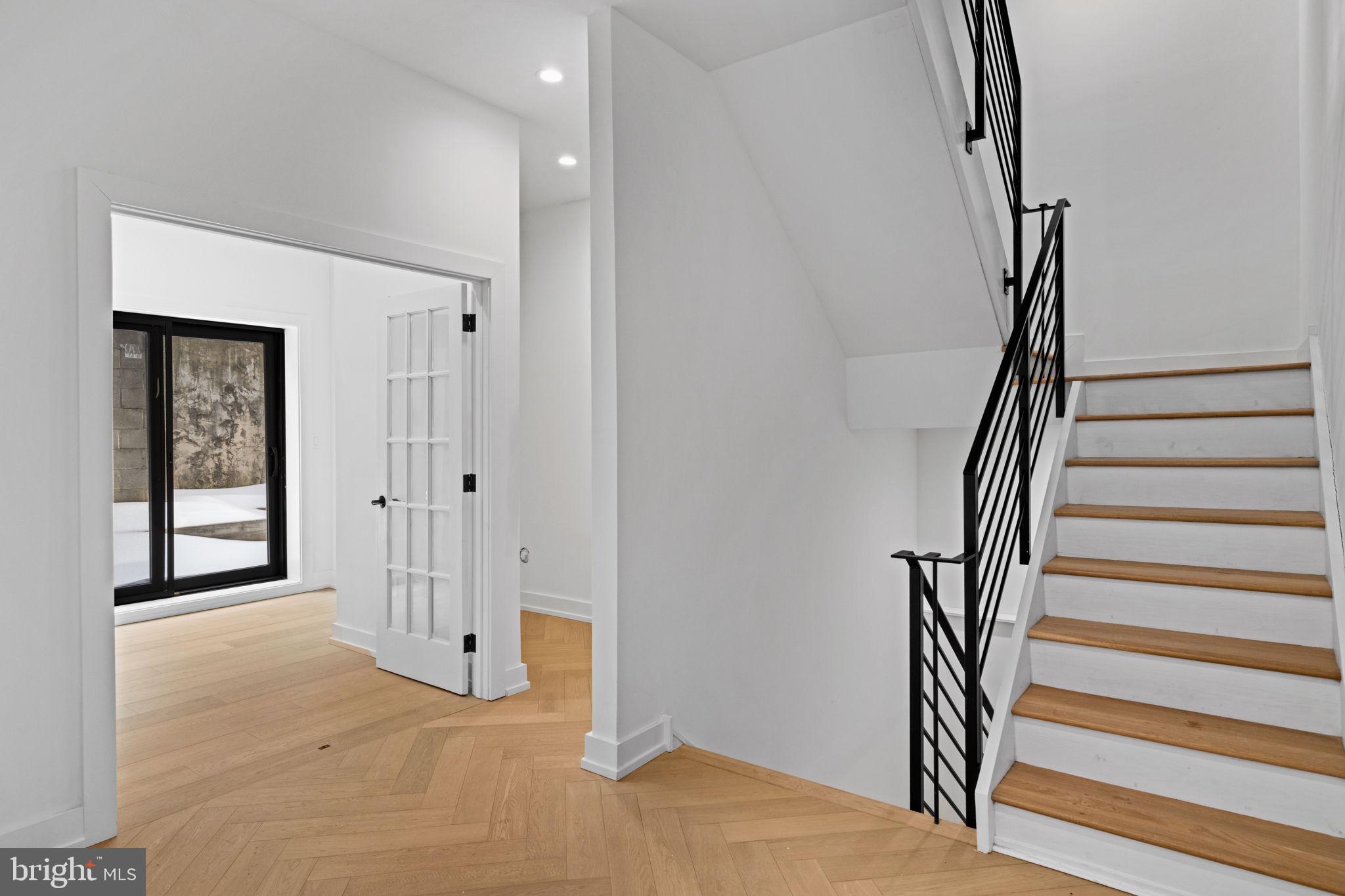 706 Latona Street, Unit G Philadelphia, PA 19147 - Photo 5 of 25