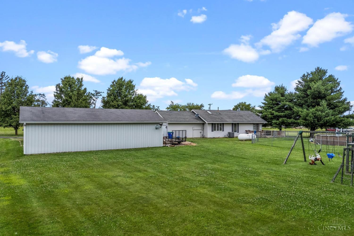 31 South State Rte 72 Sabina, OH 45169 - Photo 3 of 22