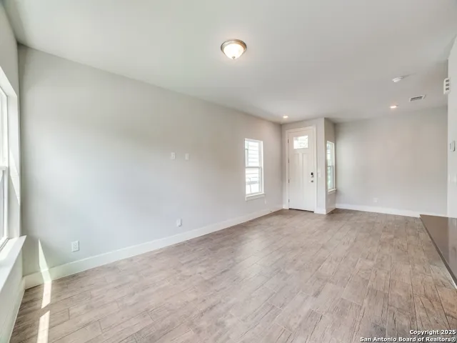 $2,150 | 16011 Babcock Road, Unit 12, San Antonio, TX 78255