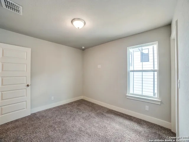 $2,150 | 16011 Babcock Road, Unit 12, San Antonio, TX 78255