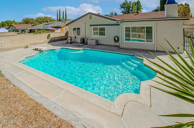 $845,000 | 22949 Sycamore Creek Drive, Valencia, CA 91354