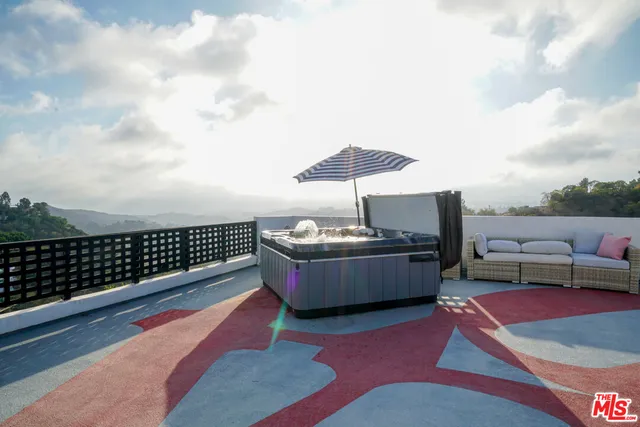 a view of front door and yard