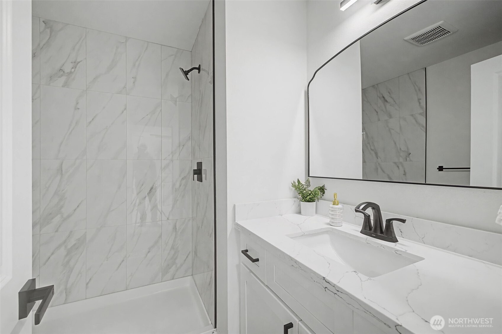 4755 Court R Tacoma, WA 98404 - Photo 10 of 16