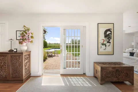$6,400,000 | 26 Osborn Farm Lane, Wainscott, NY 11975