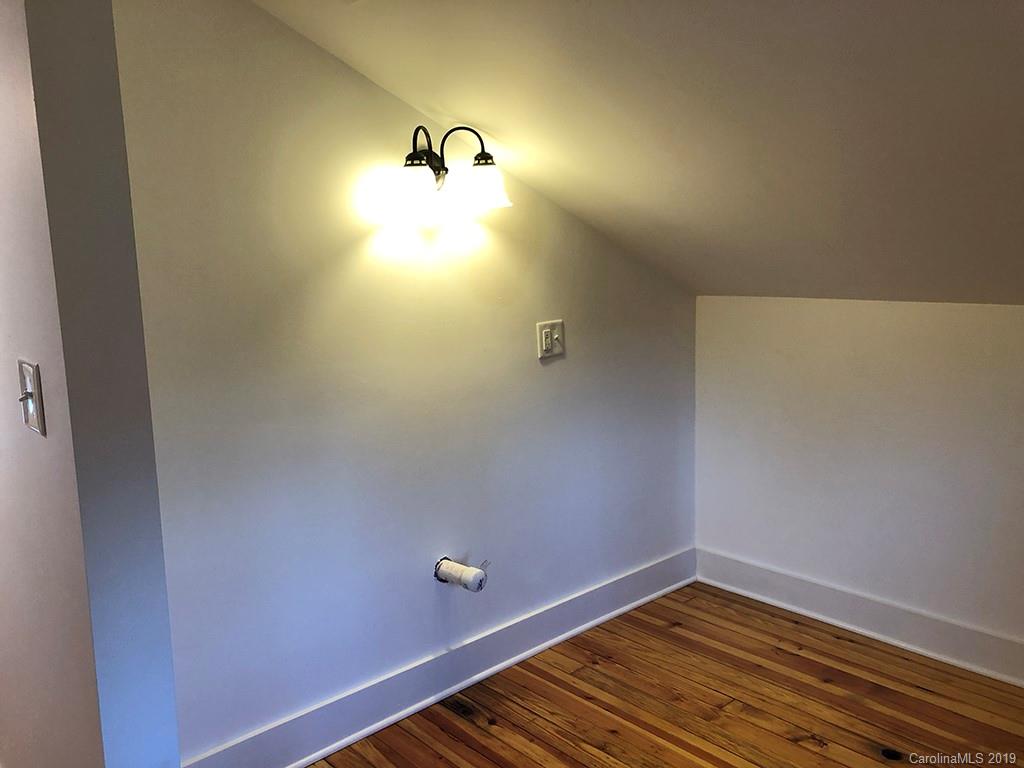 31 Grady Avenue Tryon, NC 28782 - Photo 19 of 23 Gallery Image 19