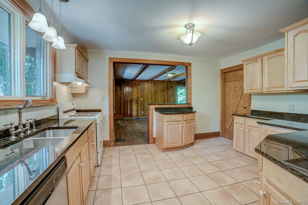 31 Grady Avenue Tryon, NC 28782 - Photo 7 of 23 Gallery Image 7
