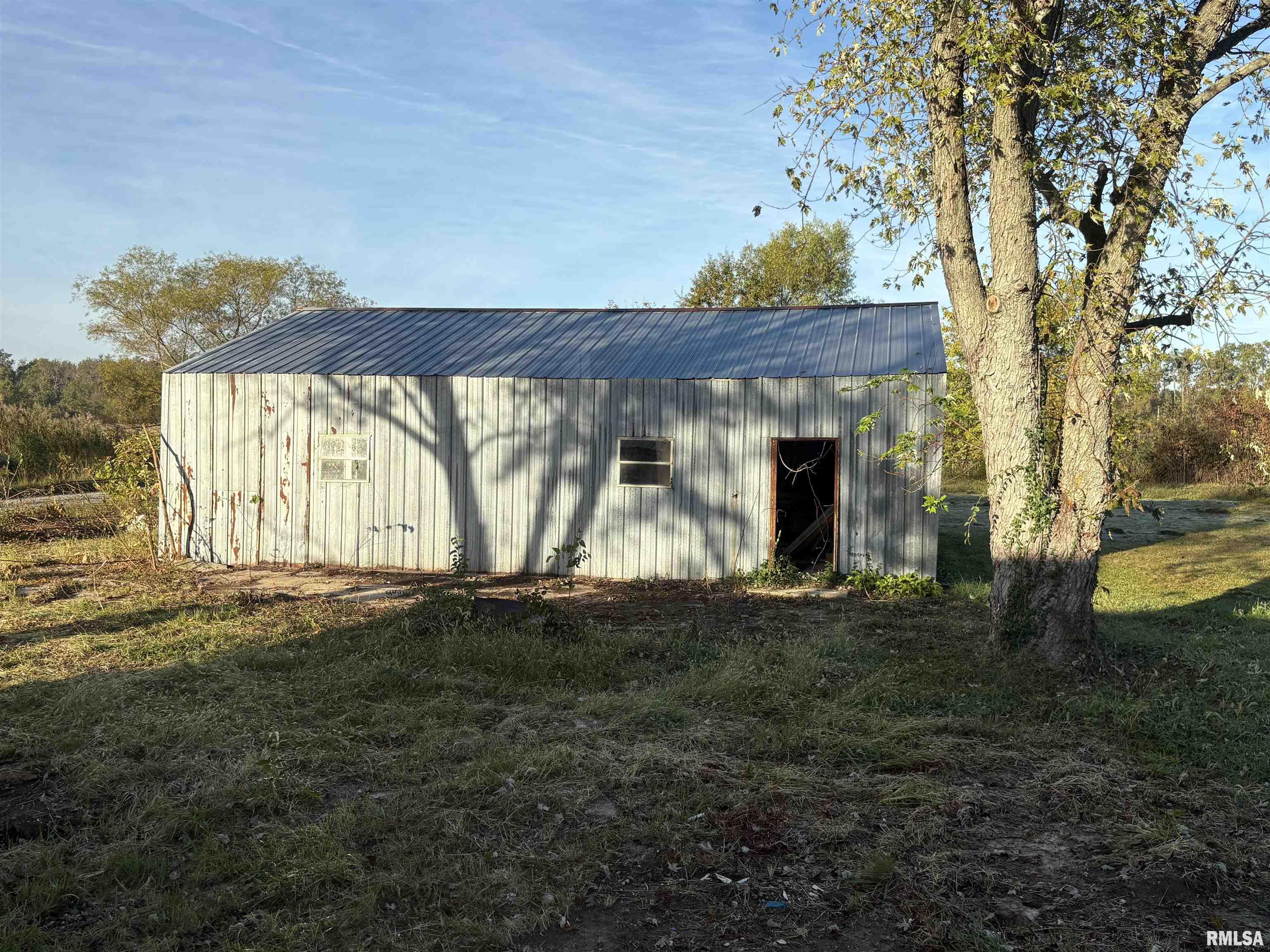 3305 Selmaville Road Salem, IL 62881 - Photo 17 of 17