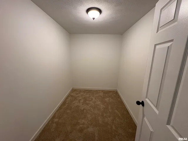 $175,000 | 3305 Selmaville Road, Salem, IL 62881