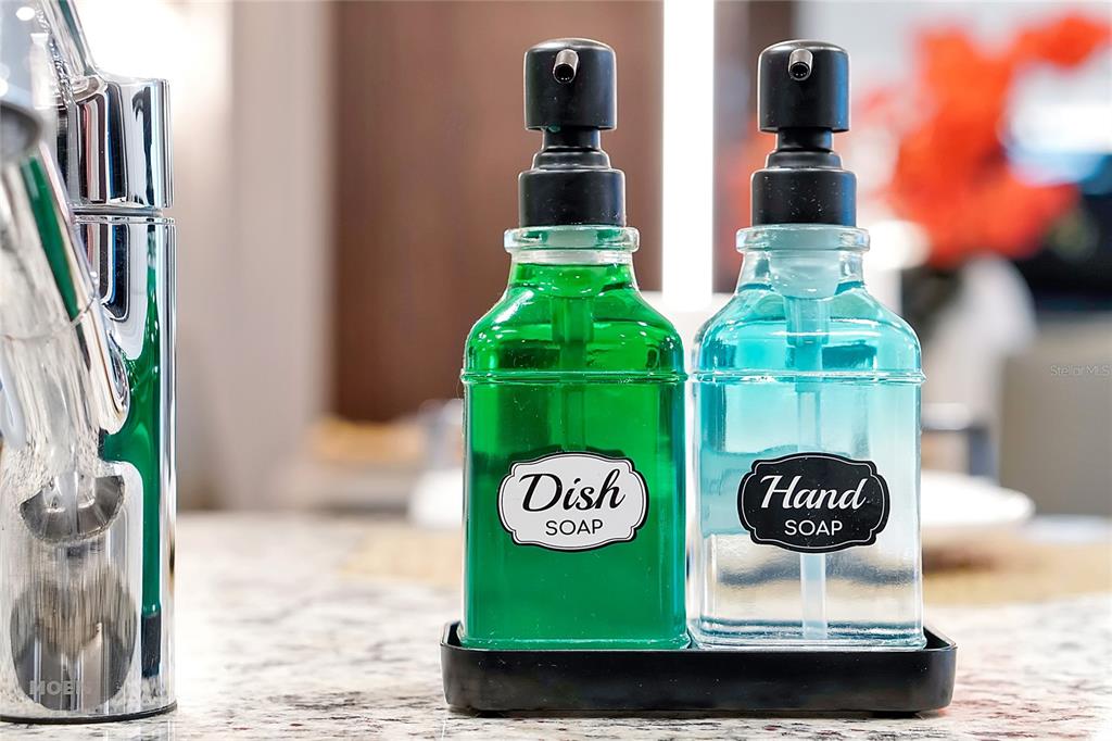 4494 Kaipo Road Davenport, FL 33897 - Photo 16 of 100