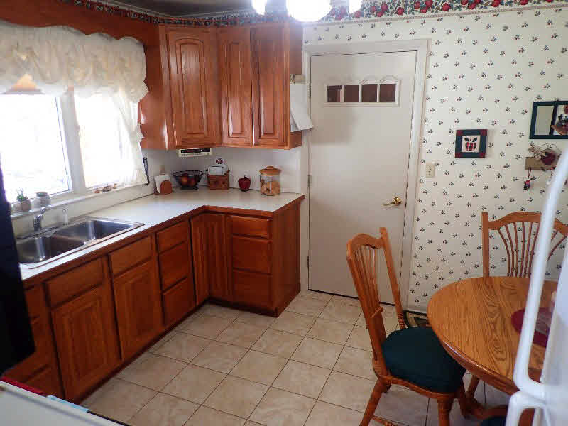 1717 East Beaver Road Kawkawlin, MI 48631 - Photo 7 of 32 Gallery Image 7