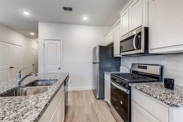 $1,900 | 226 Griffith Drive, Princeton, TX 75407