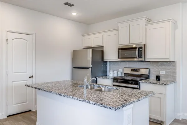 $1,900 | 226 Griffith Drive, Princeton, TX 75407