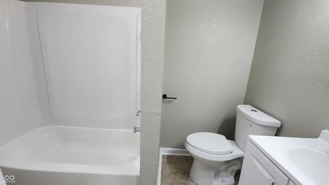 $147,999 | 417 West Street, Ladoga, IN 47954