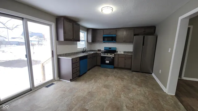 $147,999 | 417 West Street, Ladoga, IN 47954