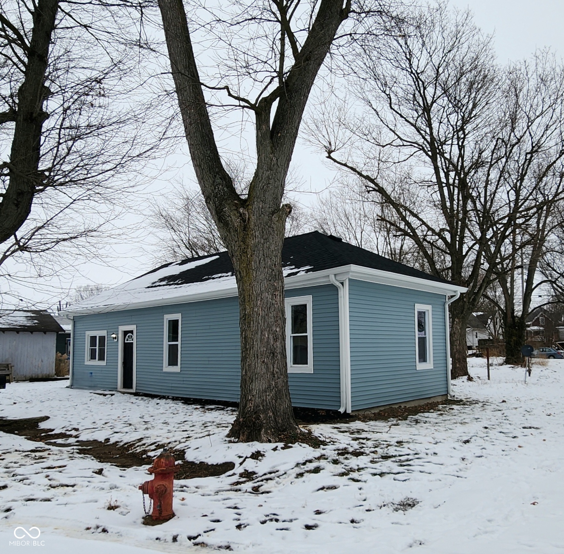 417 West Street Ladoga, IN 47954 - Photo 4 of 26