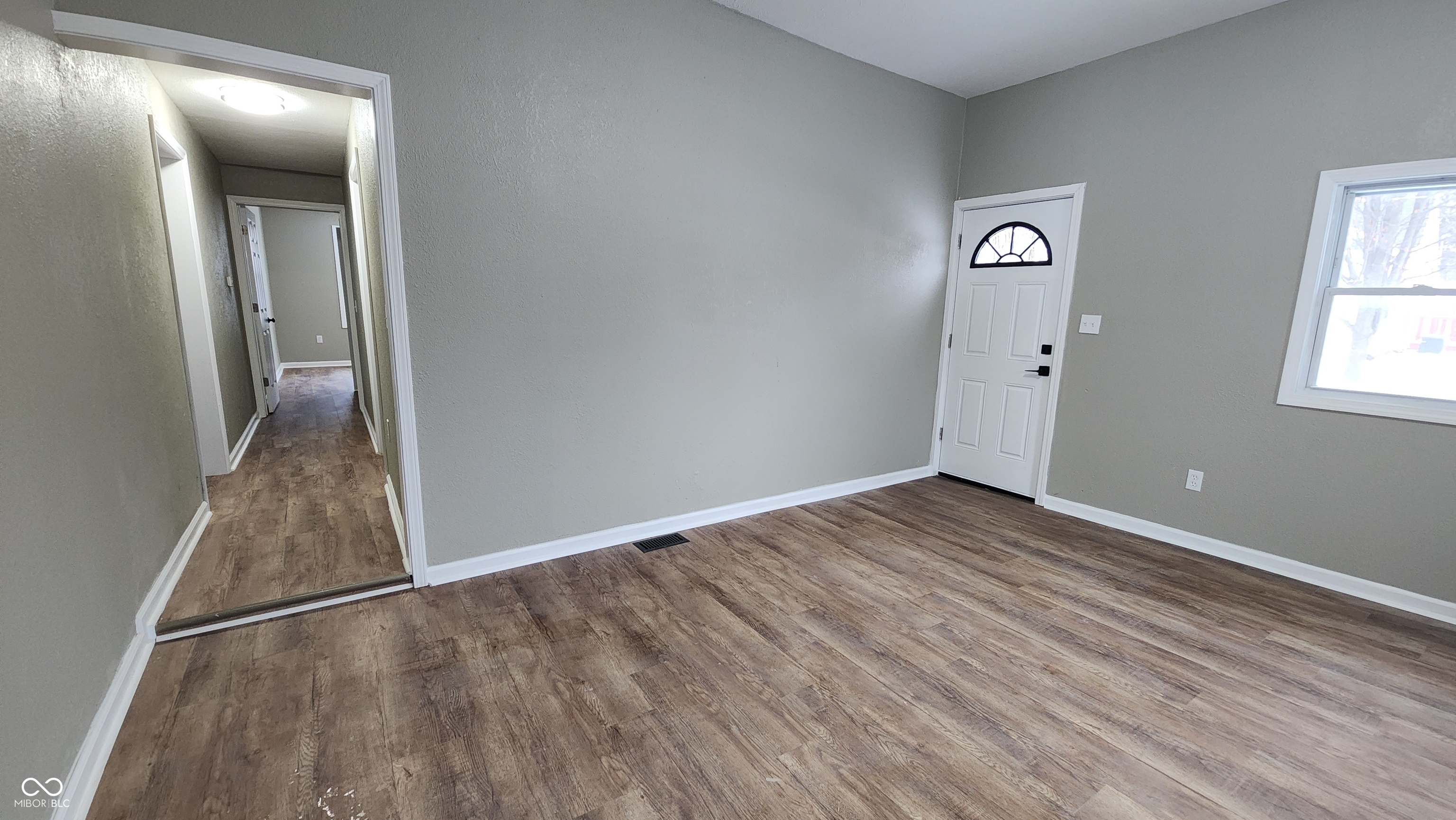 417 West Street Ladoga, IN 47954 - Photo 8 of 26