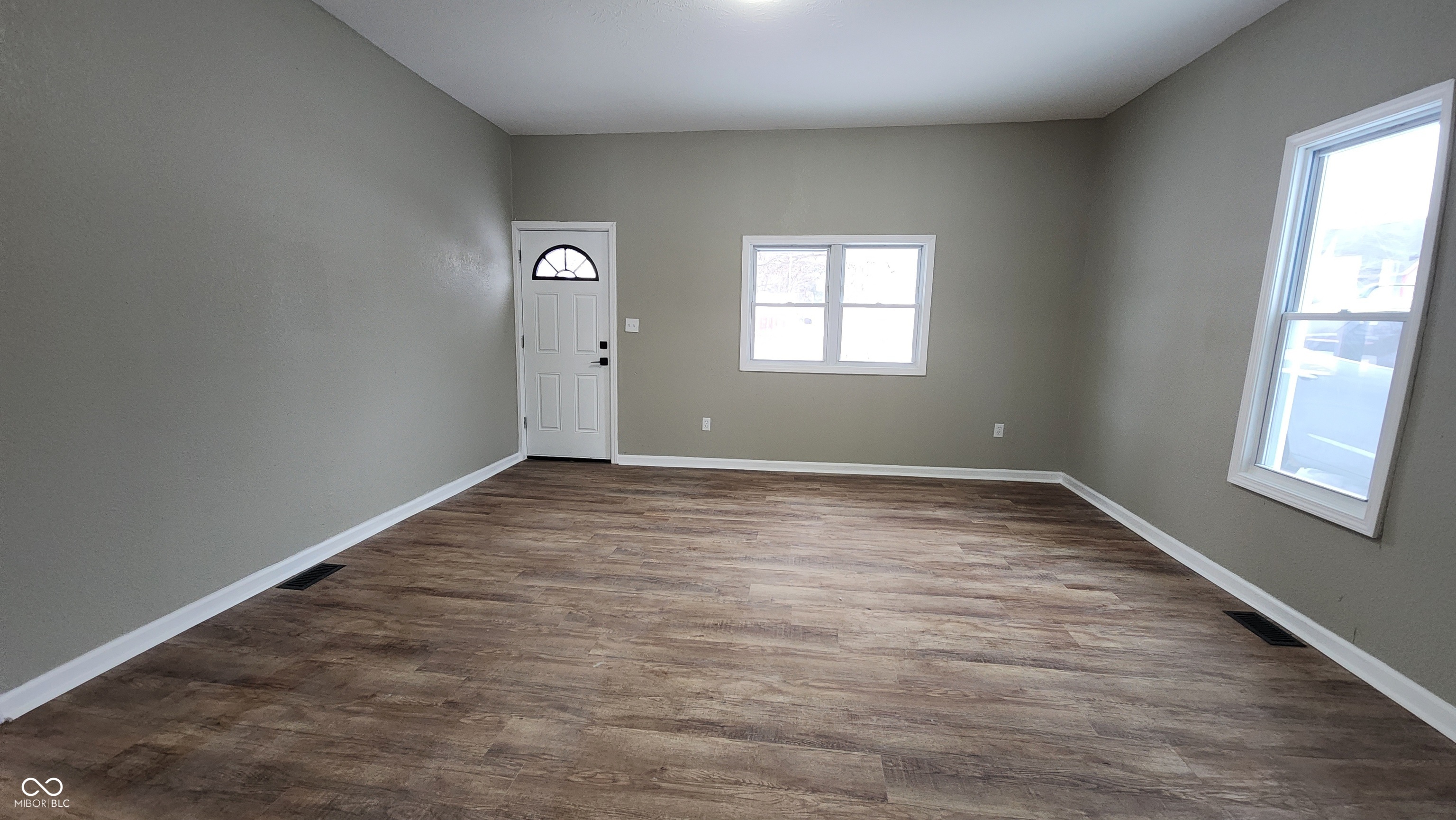 417 West Street Ladoga, IN 47954 - Photo 9 of 26