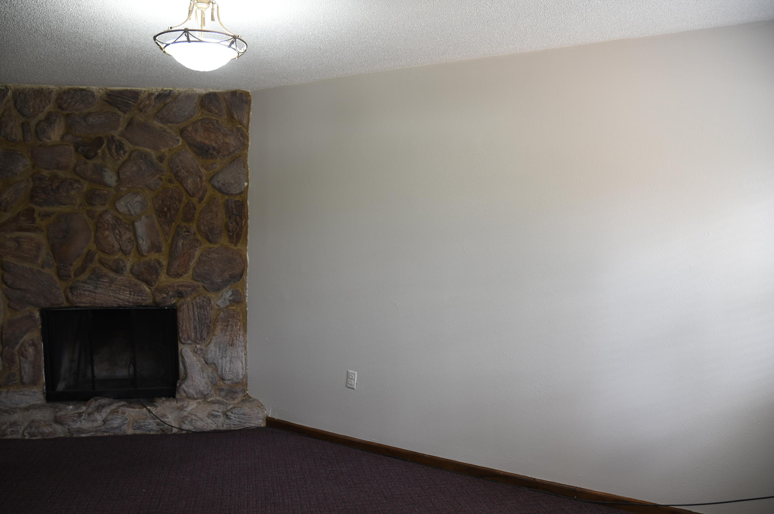 2420 Cannaday Road Northeast Roanoke, VA 24012 - Photo 3 of 34 Family Room