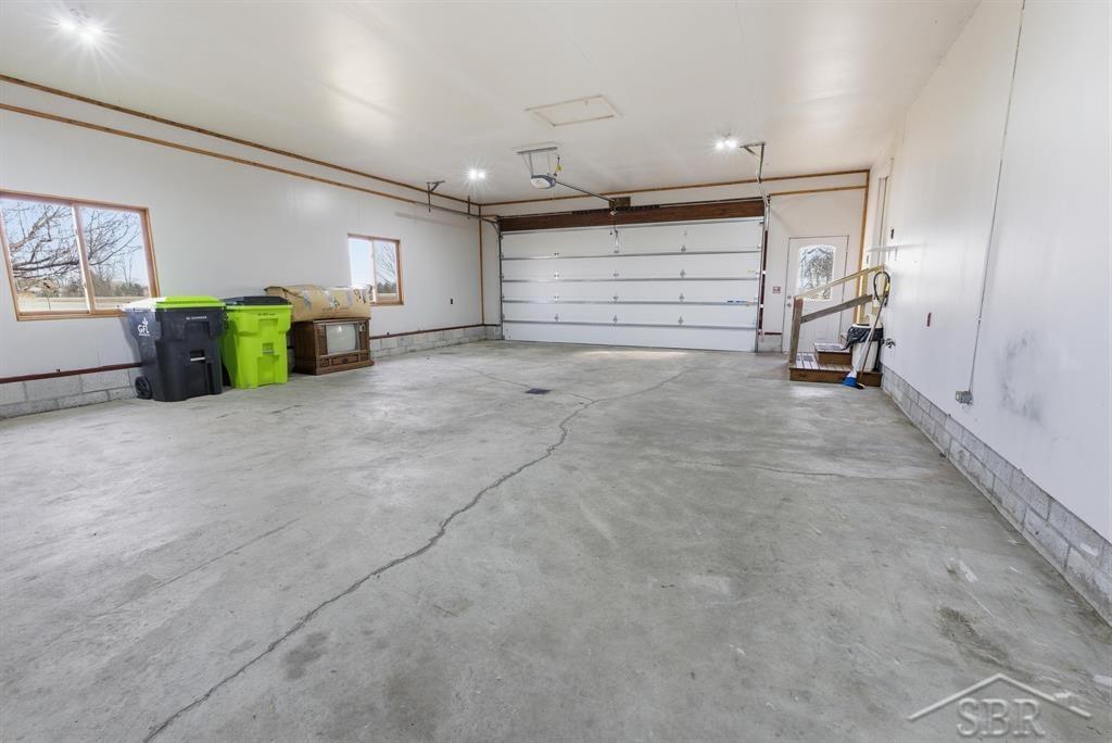 2082 West Parish Road Midland, MI 48642 - Photo 29 of 34 50203778-26c2dc09-2407-4eae-85e3-317366e5eba7.JPG
