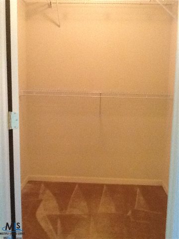 34088 Utica Road Fraser, MI 48026 - Photo 7 of 11 31109989-6.JPG