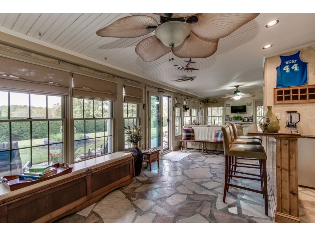 420 Cheyenne Road Bristol, VA 24201 - Photo 22 of 27 Wonderful Spot