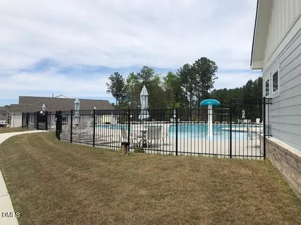 $1,795 | 527 Belgian Red Way, Wake Forest, NC 27587
