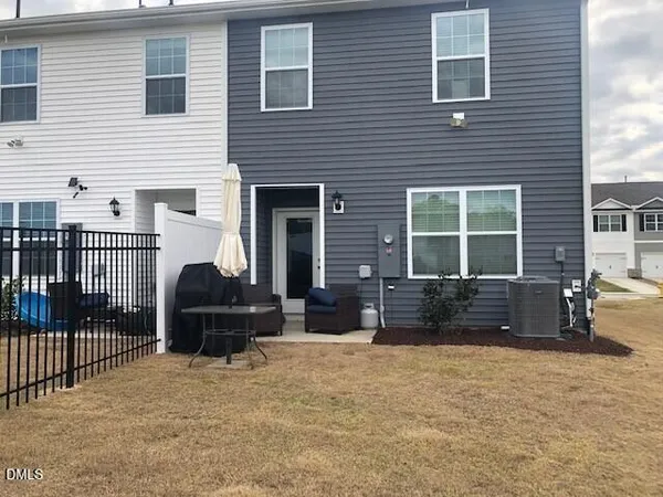 $1,795 | 527 Belgian Red Way, Wake Forest, NC 27587