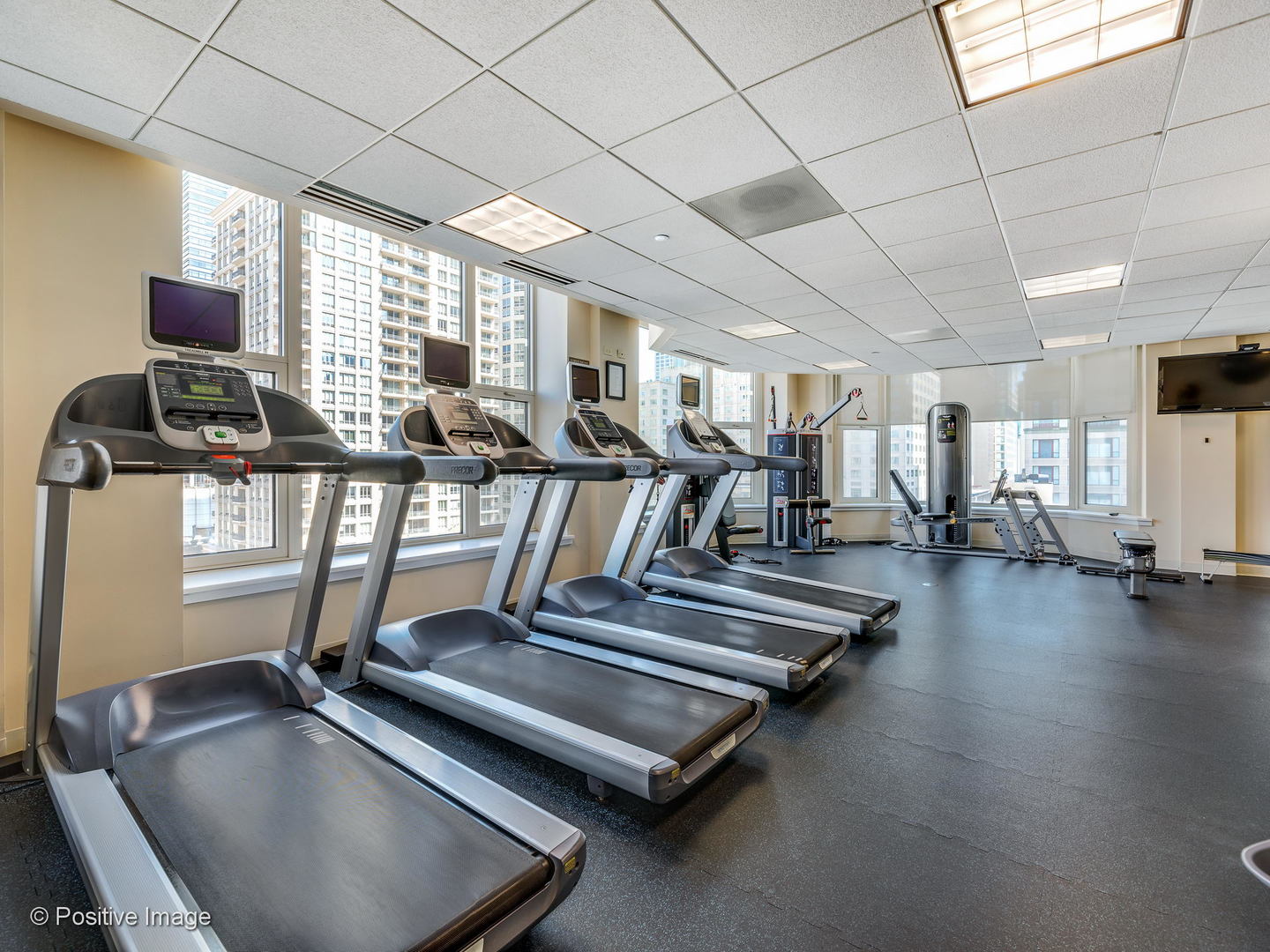 25 East Superior Street, Unit 702 Chicago, IL 60611 - Photo 15 of 19