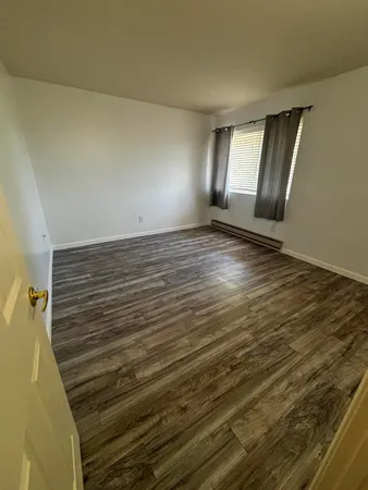 $1,100 | 756 West Kilgore Road, Unit 304, Kalamazoo, MI 49008