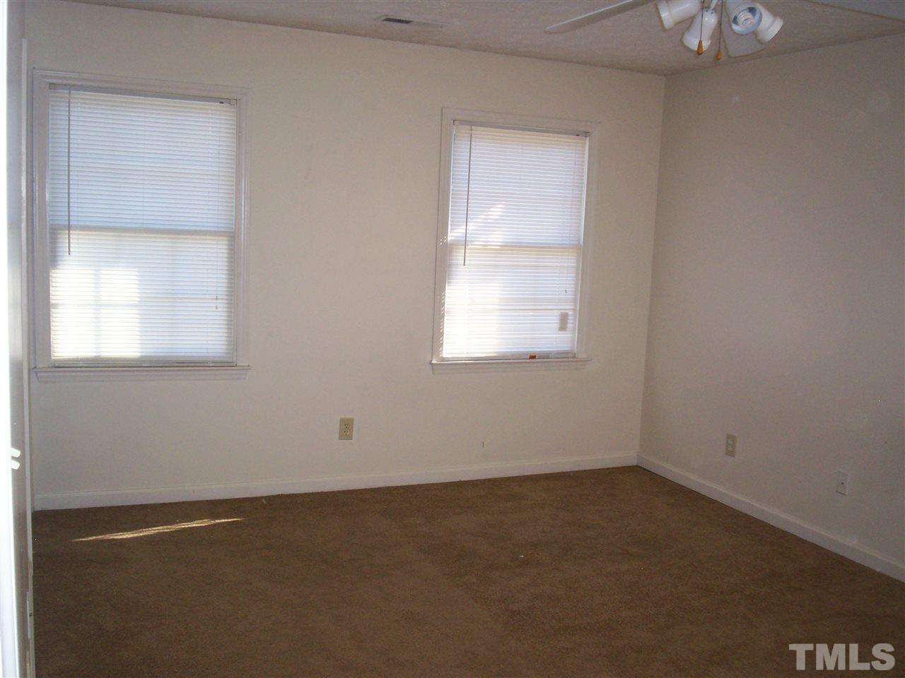 4625 Fox Road Raleigh, NC 27616 - Photo 6 of 12