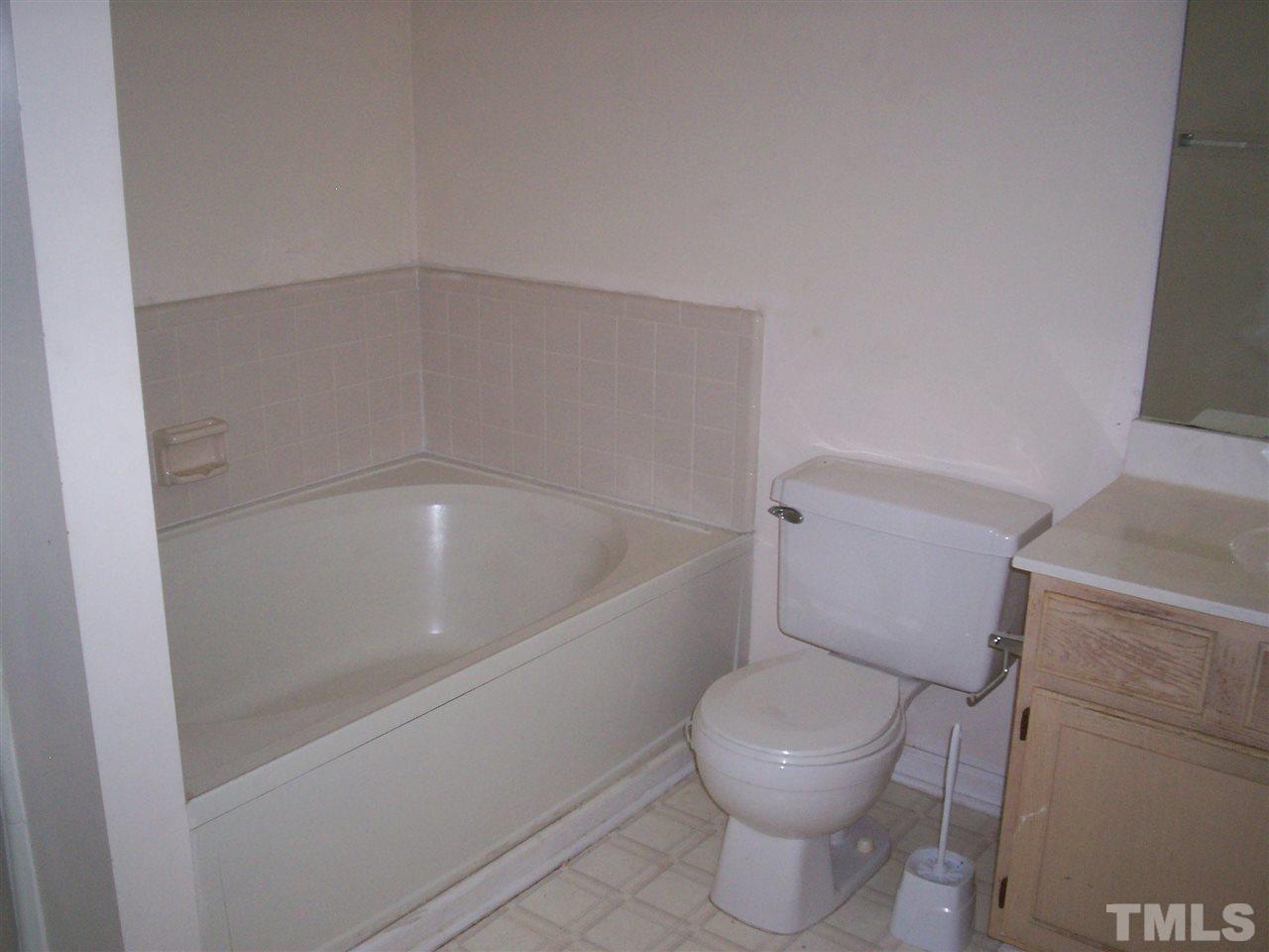 4625 Fox Road Raleigh, NC 27616 - Photo 9 of 12