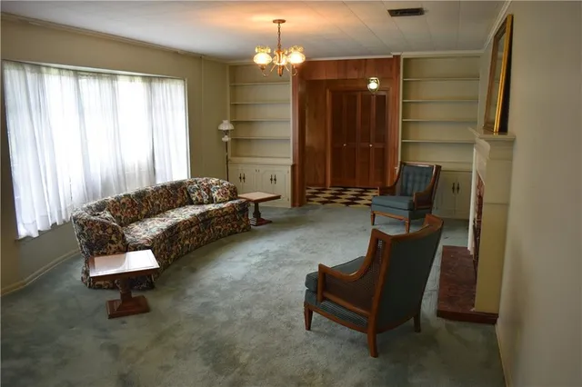 $299,000 | 1721 Washington Street, Natchitoches, LA 71457