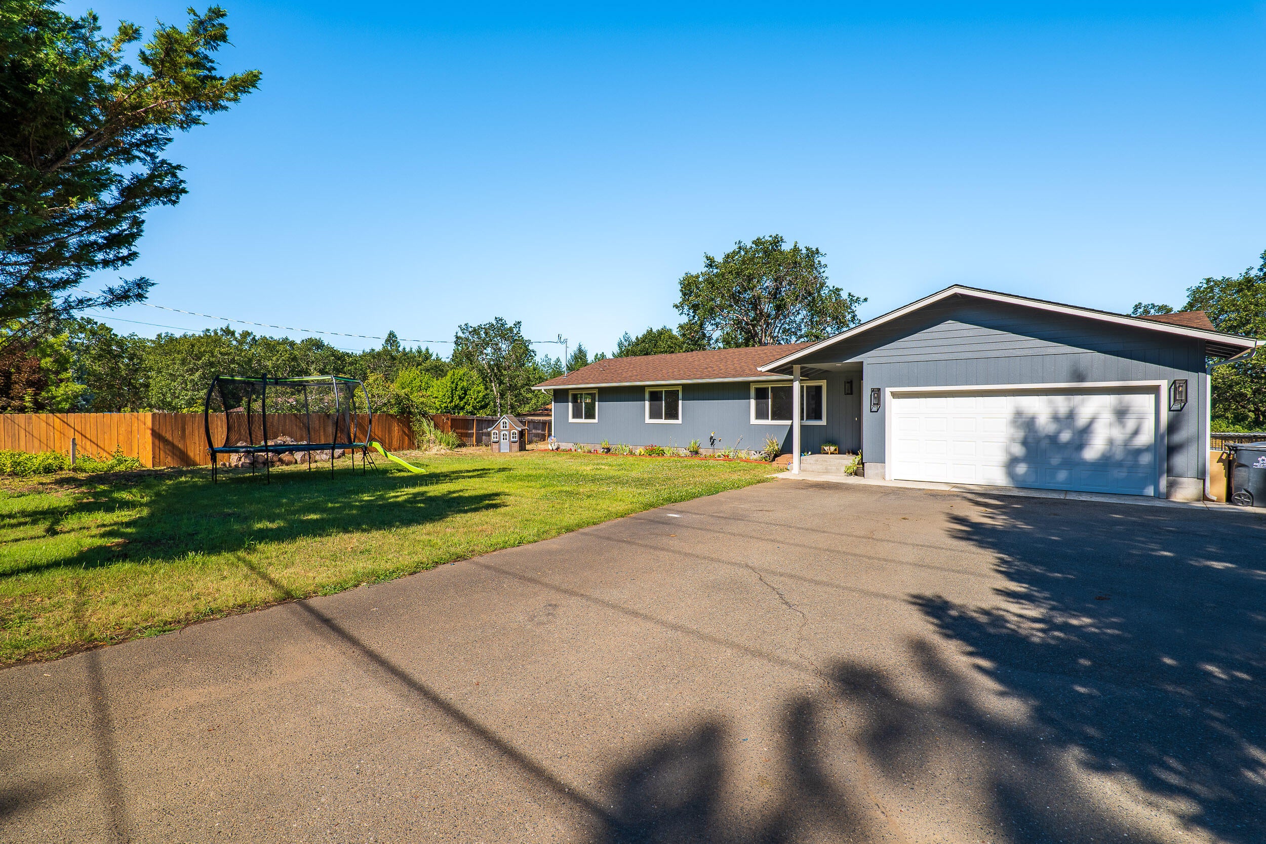 1150 Pleasant Valley Road Merlin, OR 97532 - Photo 2 of 37 1150PleasantValleyRd-005