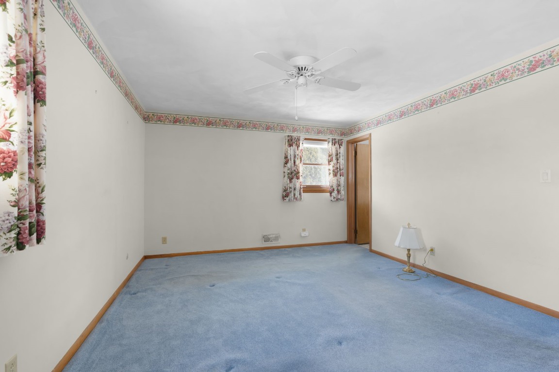 501 Colgate Street Vestal, NY 13850 - Photo 19 of 32