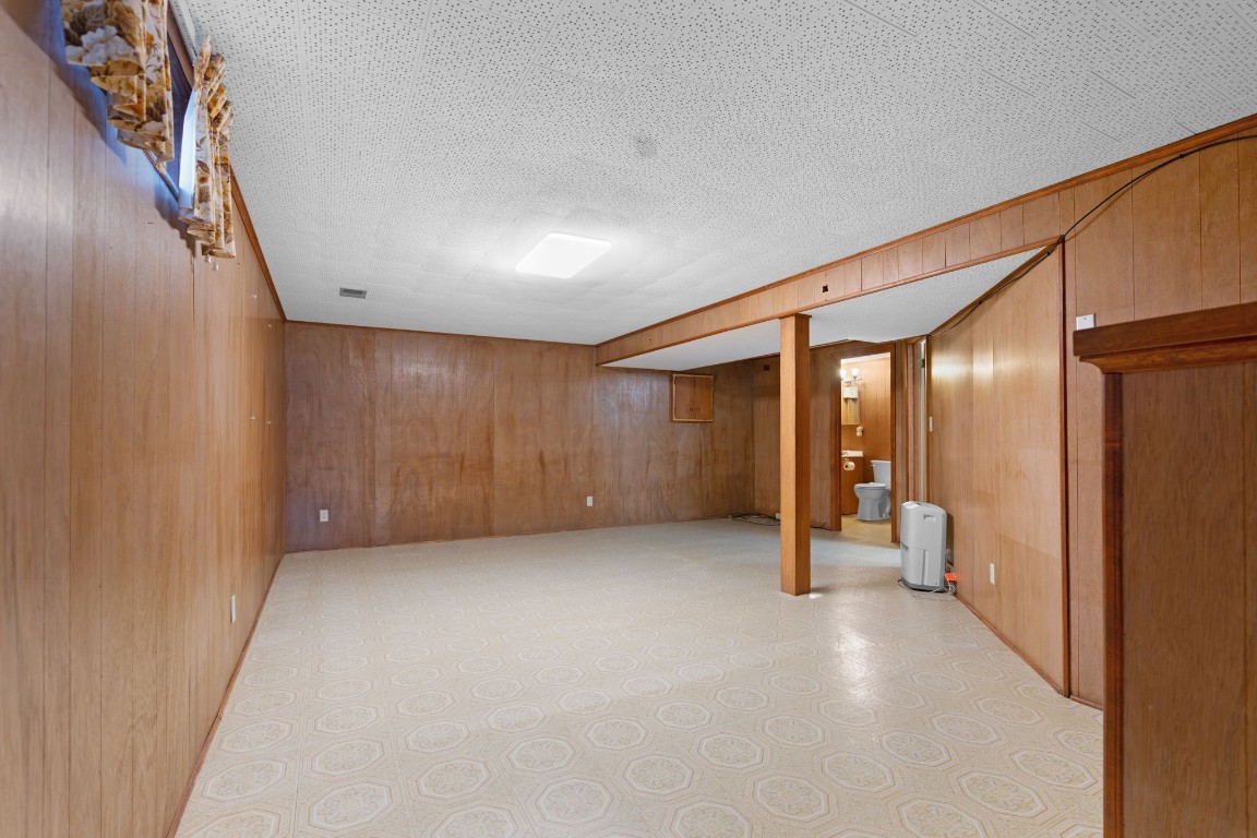 501 Colgate Street Vestal, NY 13850 - Photo 21 of 32