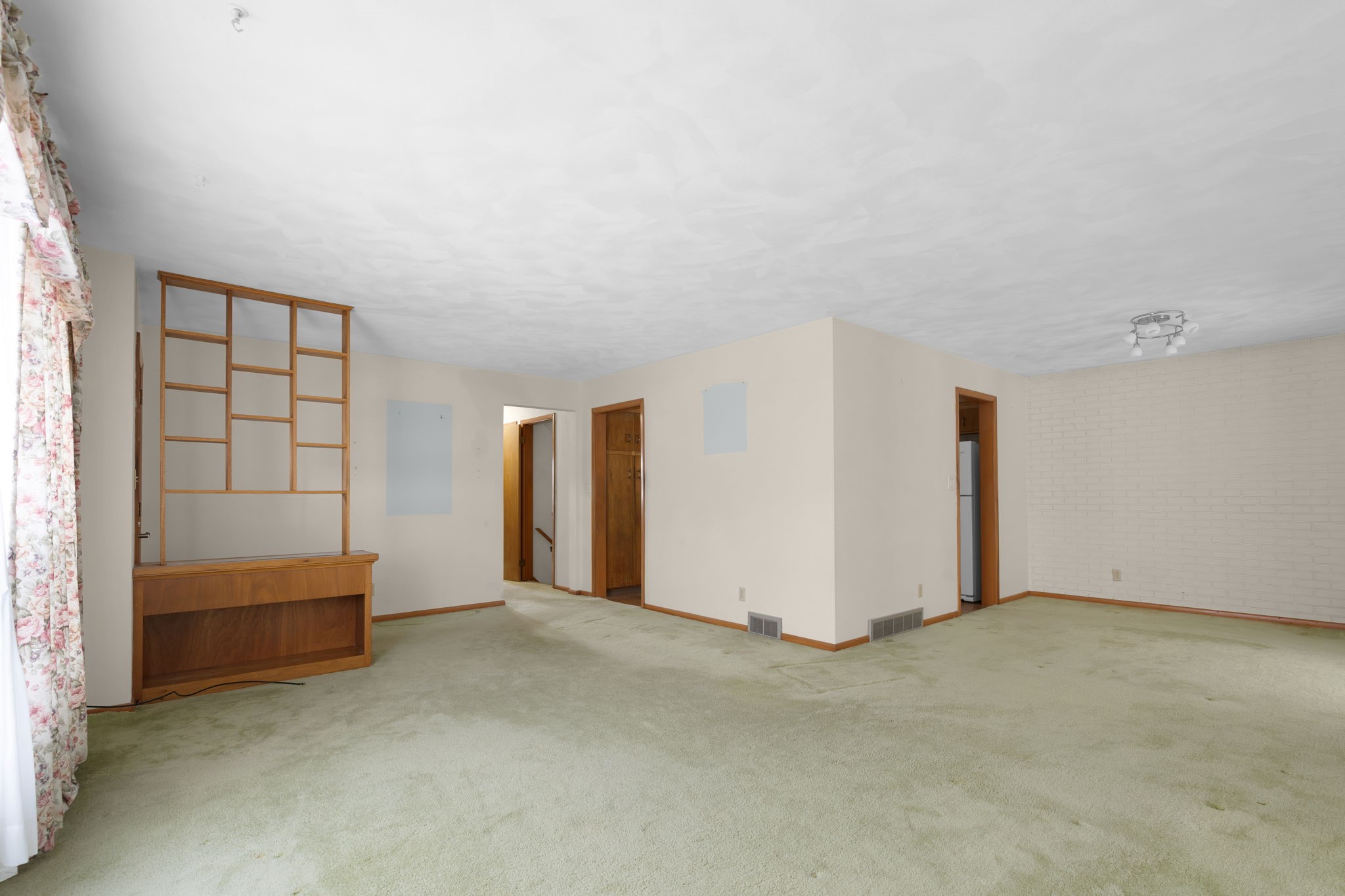 501 Colgate Street Vestal, NY 13850 - Photo 5 of 32