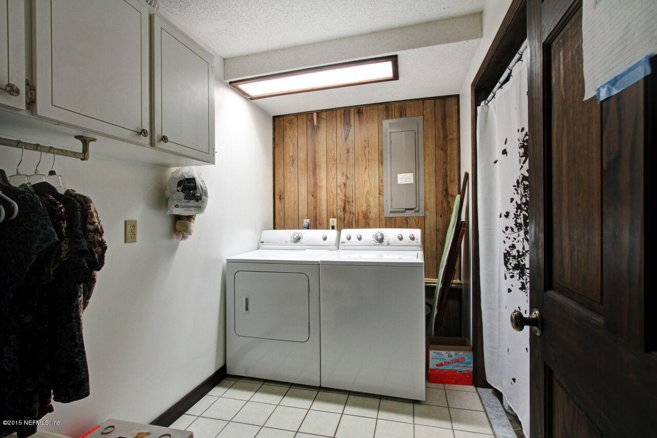 1516 Ropers Road Fleming Island, FL 32003 - Photo 30 of 41 Utility Room