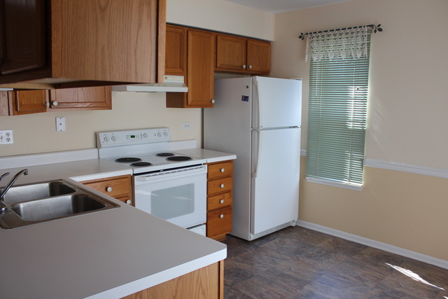 715 Wakefield Road Gurnee, IL 60031 - Photo 4 of 11