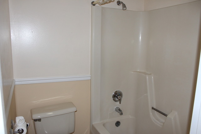 715 Wakefield Road Gurnee, IL 60031 - Photo 7 of 11