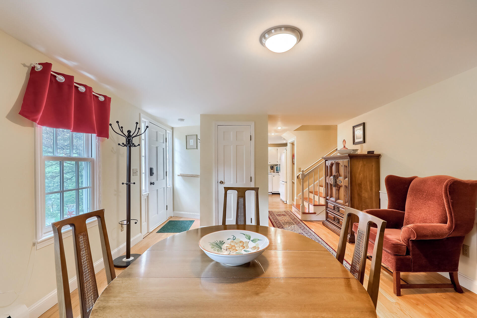 15 Old Post Road Harwich, MA 02645 - Photo 12 of 39 Dining