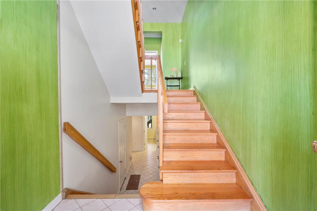412 Schenley Road Pittsburgh, PA 15217 - Photo 11 of 21 Gallery Image 11