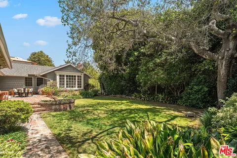 $4,799,000 | 432 Ocampo Drive, Pacific Palisades, CA 90272