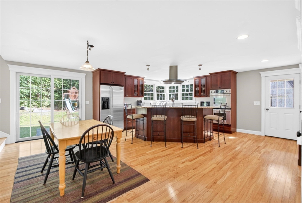 270 Groton Road Westford, MA 01886 - Photo 6 of 40