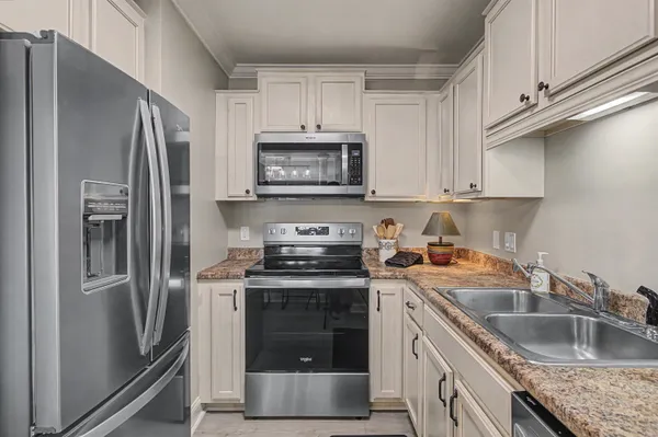 $373,500 | 81 South Williams Street, Unit 303, Burlington, VT 05401