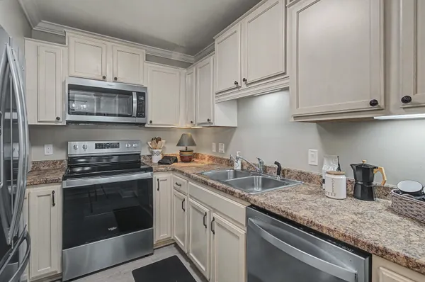 $373,500 | 81 South Williams Street, Unit 303, Burlington, VT 05401